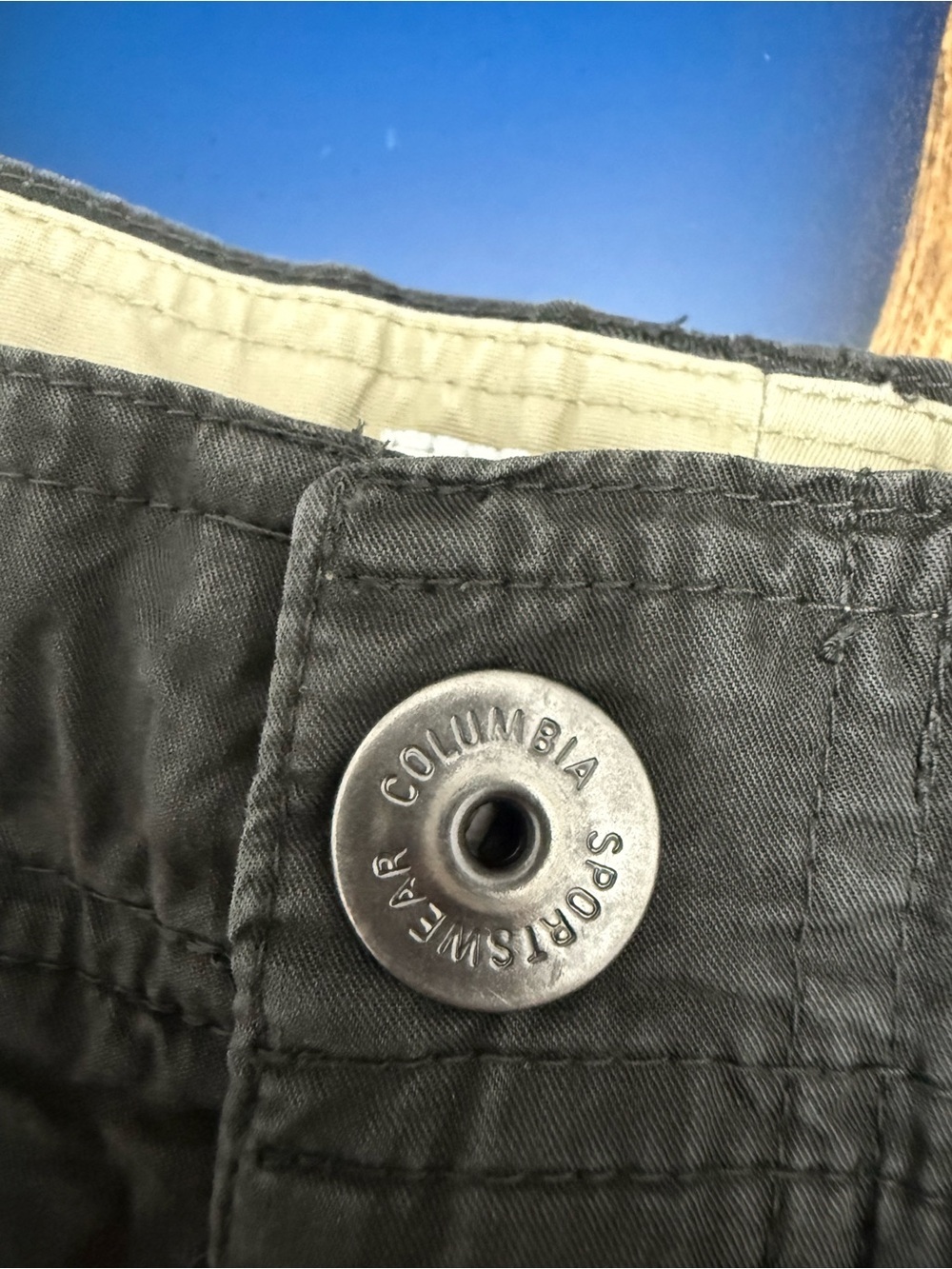 Columbia Men’s Cargo Shorts Size 42 Gray Multi Pocket Outdoor Hiking AM4474 - Picture 7 of 16